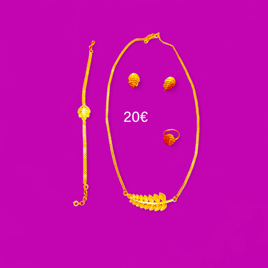 Ensemble quatre pièces feuille